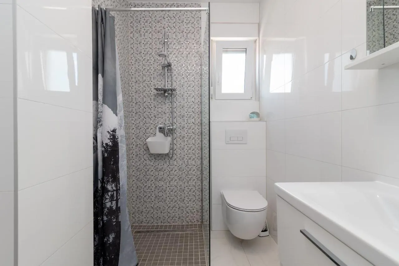 Apartments Angelus Trogir 0*,