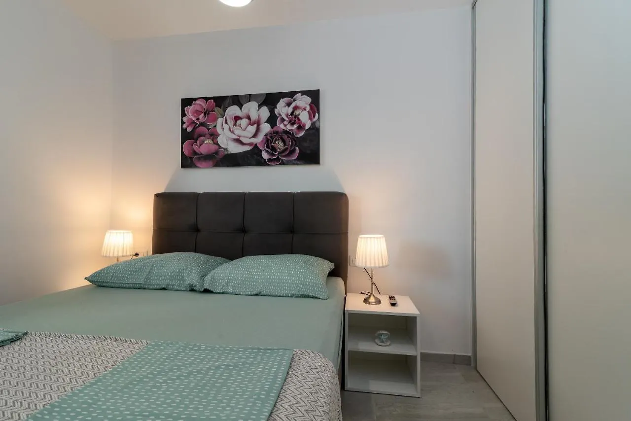 Apartments Angelus Trogir