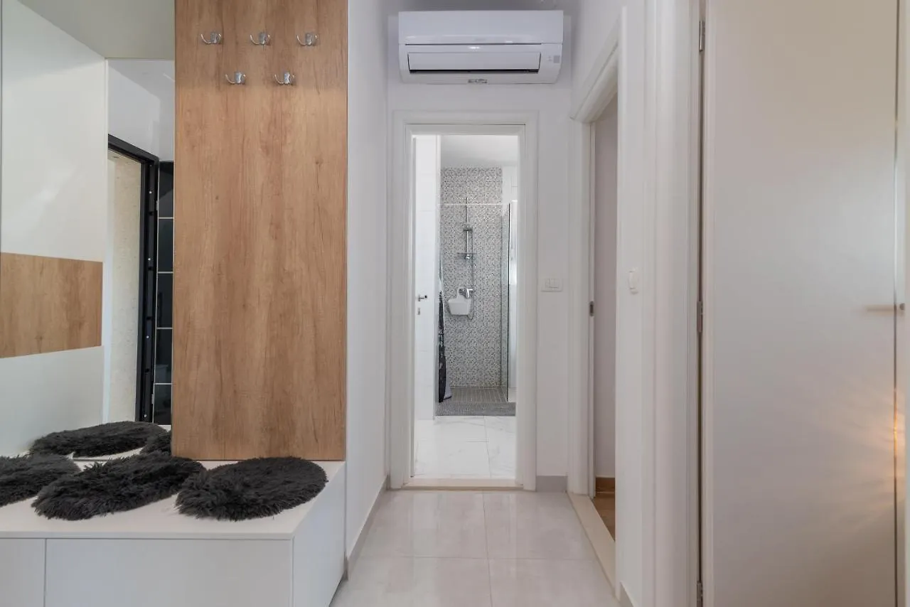 Apartments Angelus Trogir 0*,  Croatia
