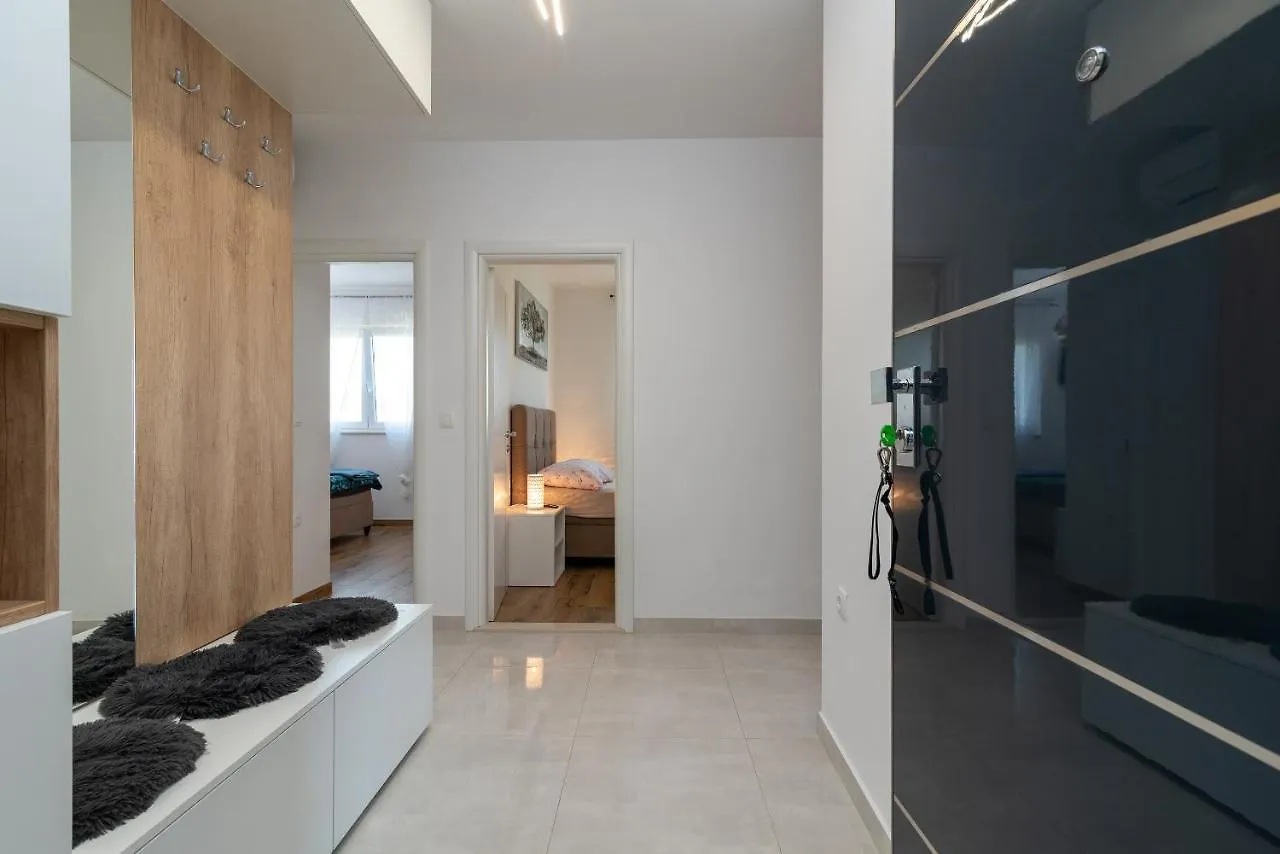 Apartments Angelus Trogir