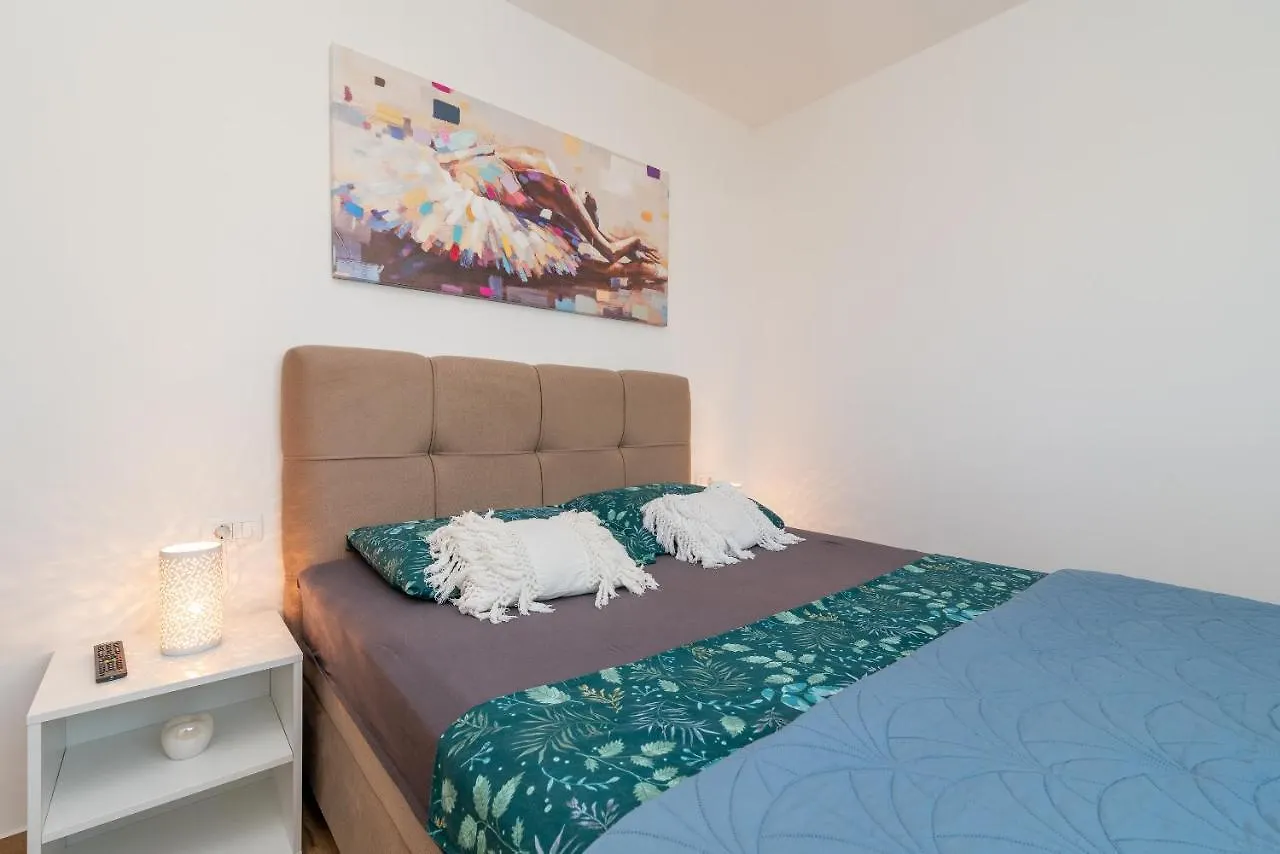 Apartments Angelus Trogir
