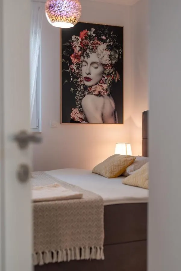 Apartments Angelus Trogir