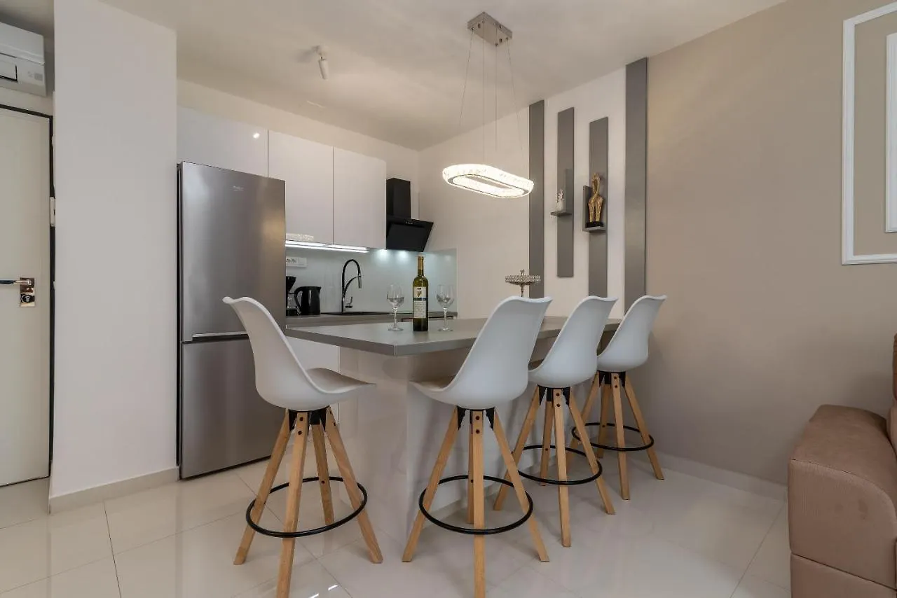 Apartments Angelus Trogir