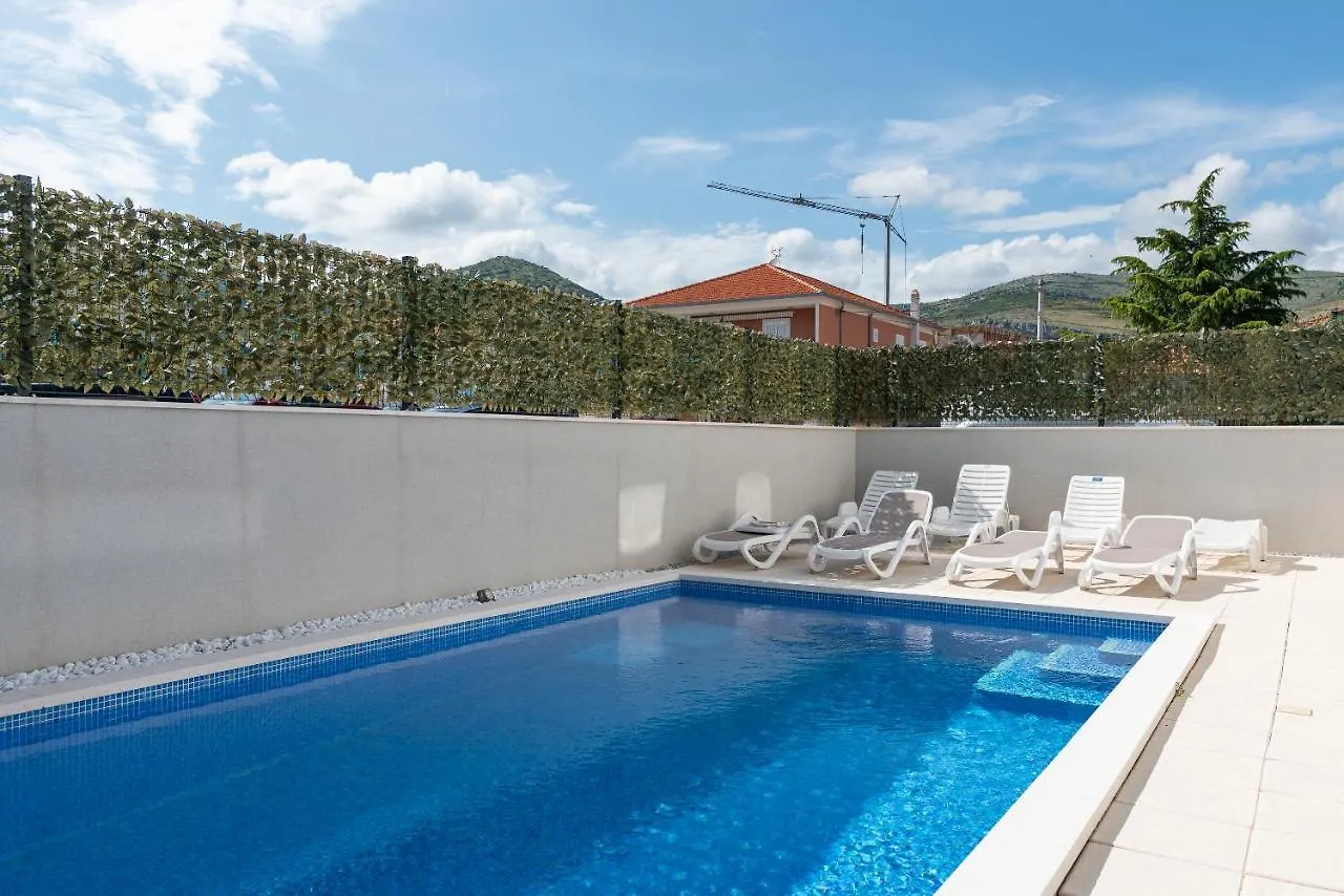 Apartments Angelus Trogir